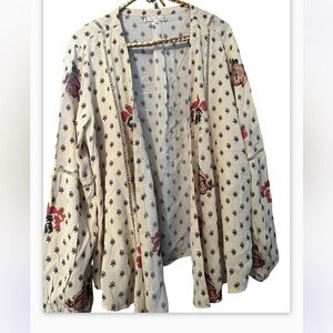 Willow & Clay Cream embroidered floral cardigan/kimono Sz S Women Open Front